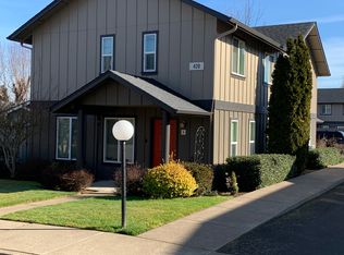 452 Holbrook Ln APT A, Creswell, OR 97426