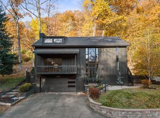 1 Myrtle Hill Rd, Sewickley, PA 15143