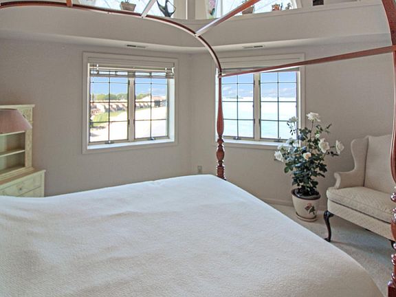 5th image of 1909 E Harbor Rd APT 407W
