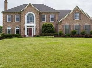 18776 Grove Church Ct, Leesburg, VA 20175