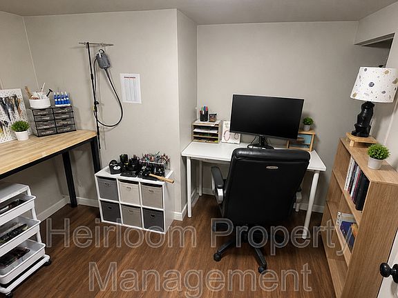 3rd image of 902 N 11th Ave E APT 1