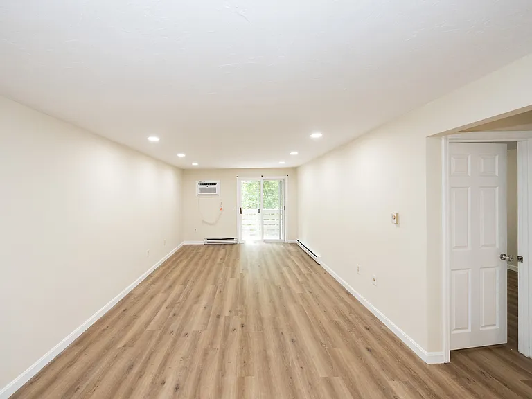 1203 Grafton St #39 — Photo 11