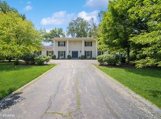 1881 Farm Rd, Lake Forest, IL 60045