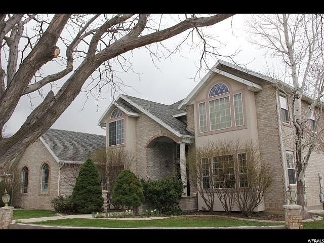 1st image of 830 E Scenic Dr