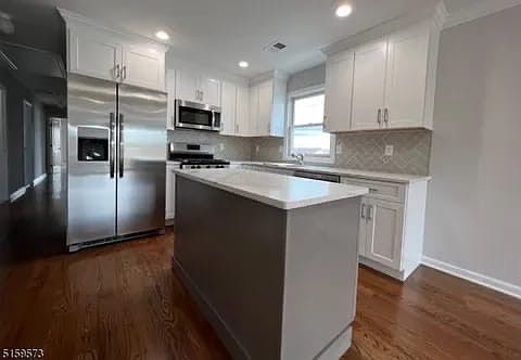 1st image of 66 Delaware St #2