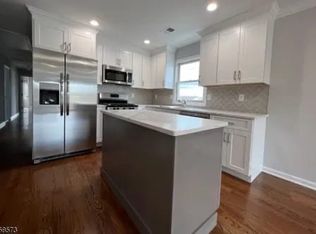 66 Delaware St #2, Elizabethport, NJ 07206