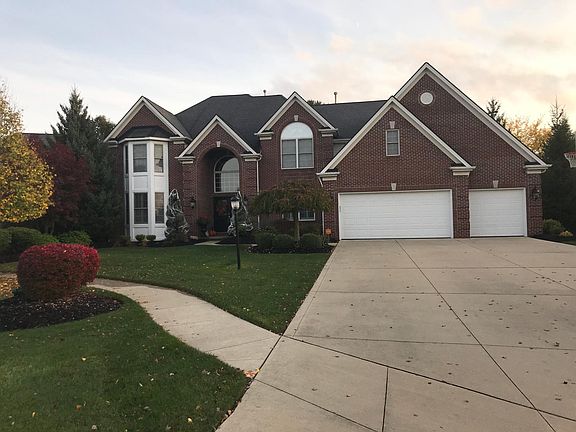 2nd image of 20263 E Donegal Ln
