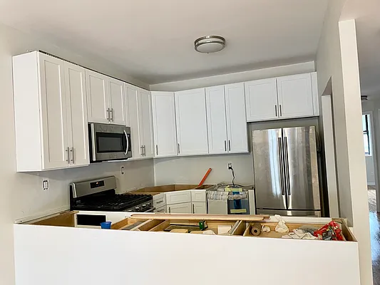 Rented by Peter Ashe | media 4