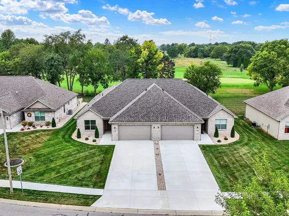 980 Paris Dr, Franklin, IN 46131
