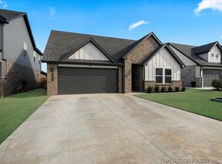 4623 S Chestnut Ave, Broken Arrow, OK 74011