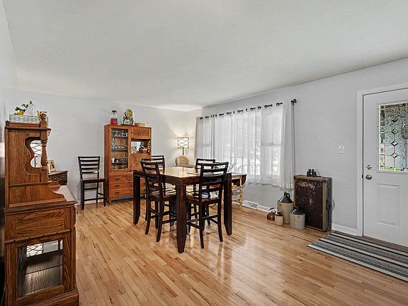 5th image of 2351 Southwood Ave