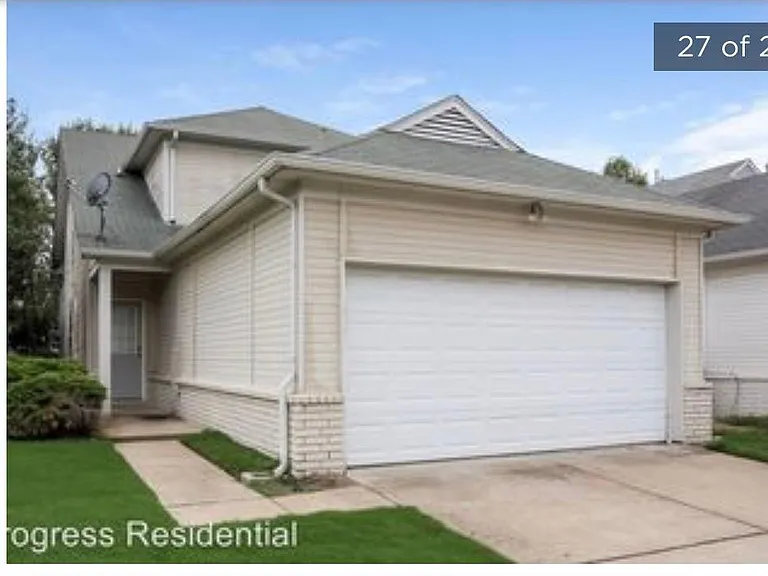 1317 Island Pl E — Photo 16
