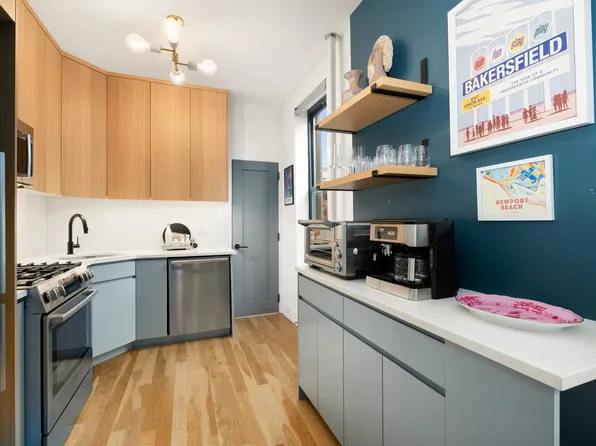 214 Mulberry Street image 3 of 10