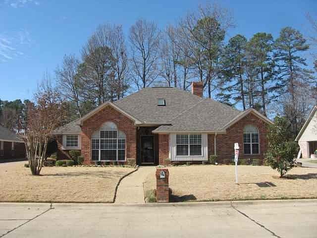 1st image of 3514 Woodridge Dr