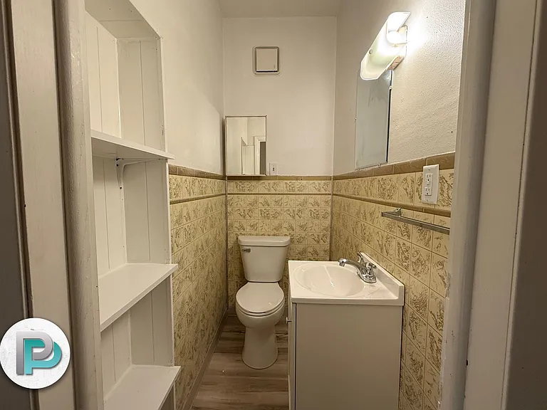 305 N Adams Ave #2 — Photo 12