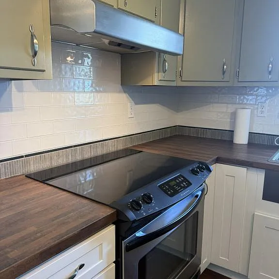 589 Thomas Rd — Photo 5
