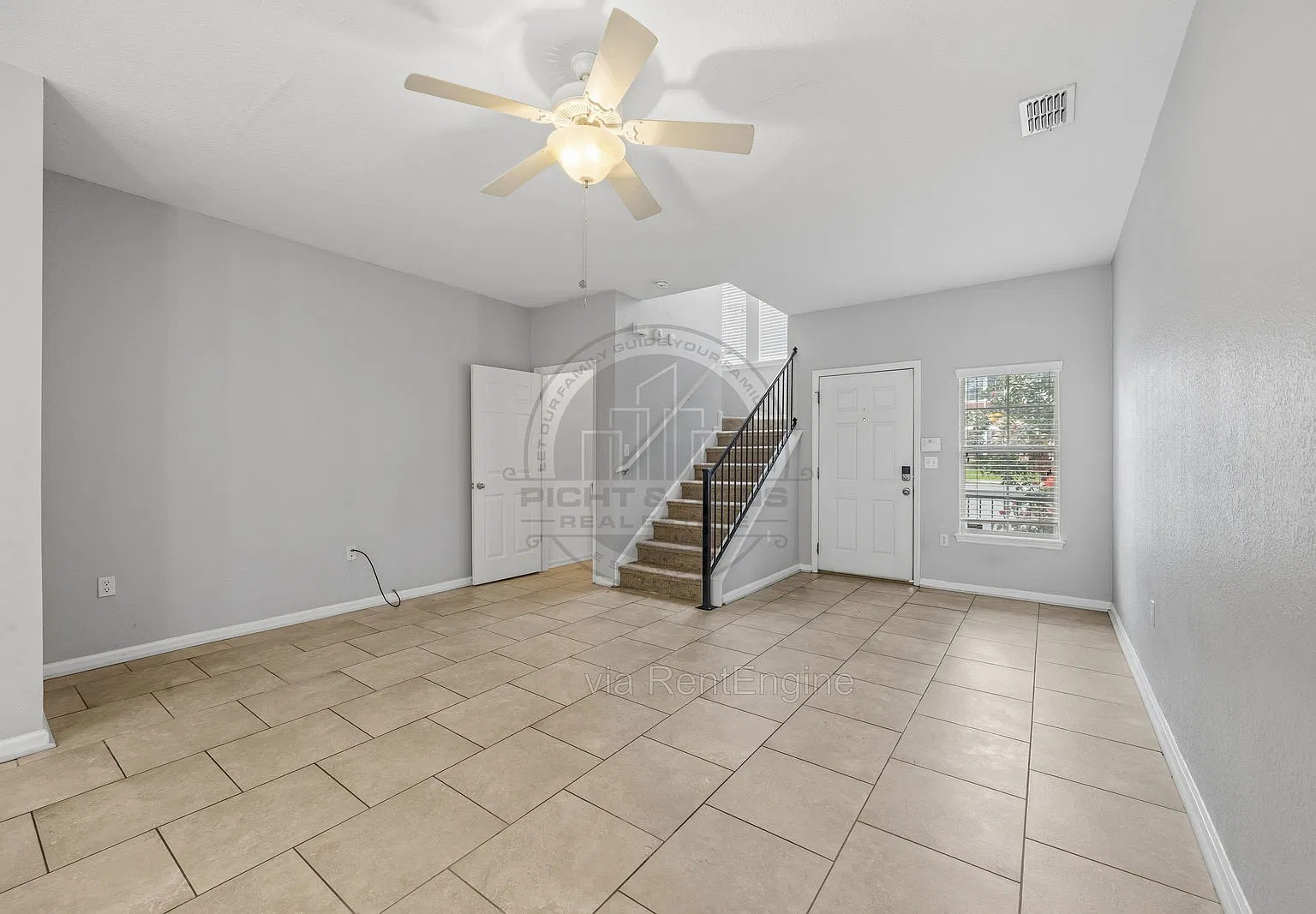 3 bed, 3.5 bath, 1802 sqft, $1,695 — Photo 3