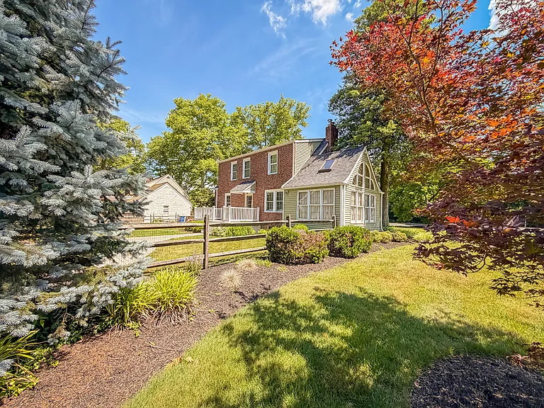 1237 Pine Grove Rd — Photo 30