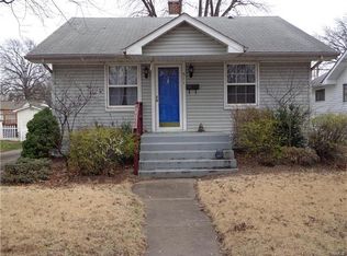 511 N Maple Ave, Roxana, IL 62084