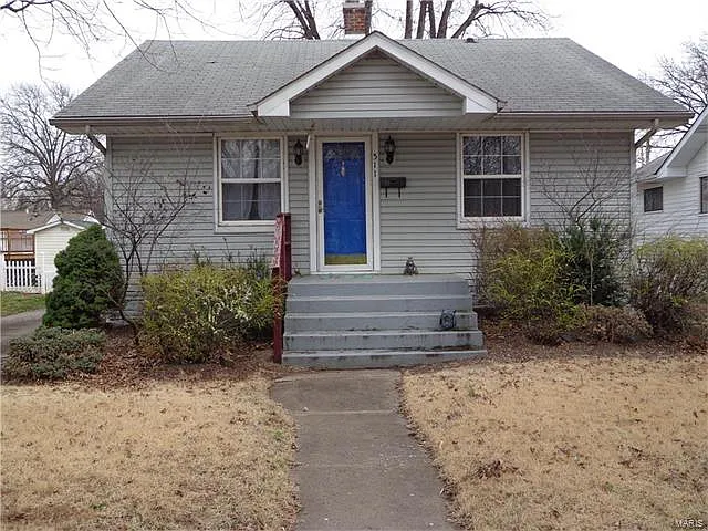 511 N Maple Ave photo 1