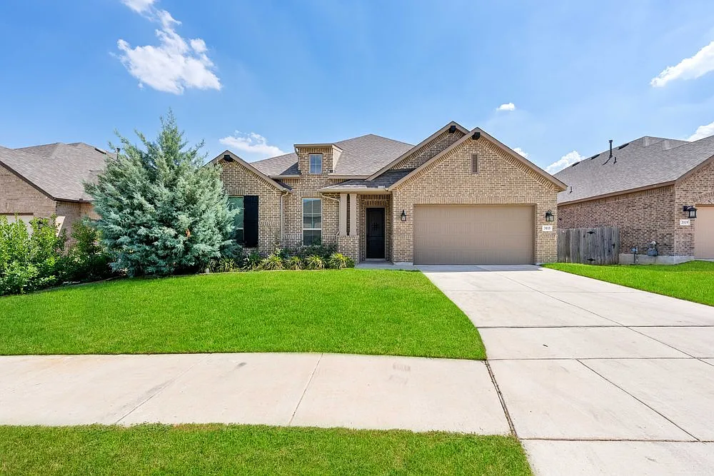 4 bed, 3.5 bath, 2858 sqft, $3,400 — Photo 4