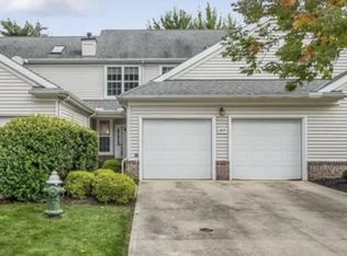2629 Wyndgate Ct, Westlake, OH 44145