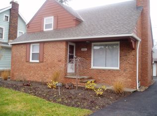 3893 Grosvenor Rd, South Euclid, OH 44118