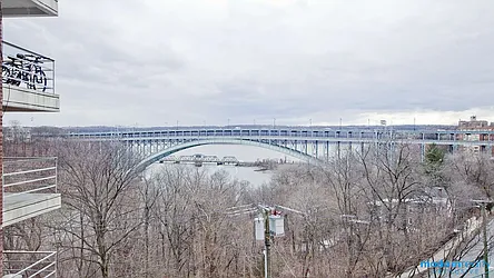 Rented by Moda Realty