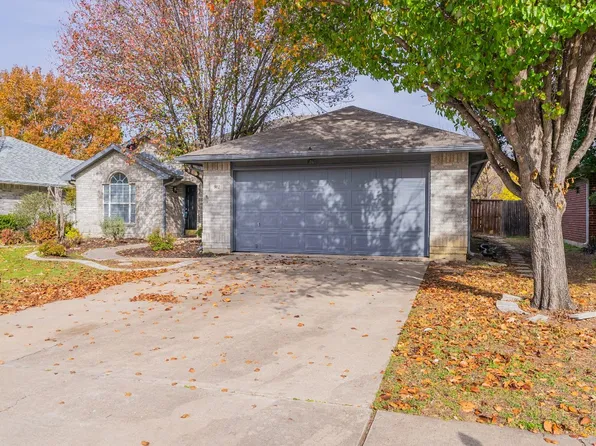 912 Hiawatha Ln, Saginaw, TX 76131