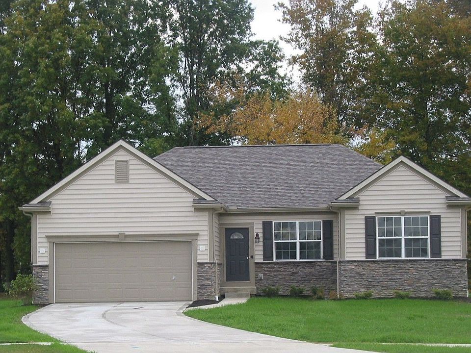 Beautiful ranch home backs up to trees!!!