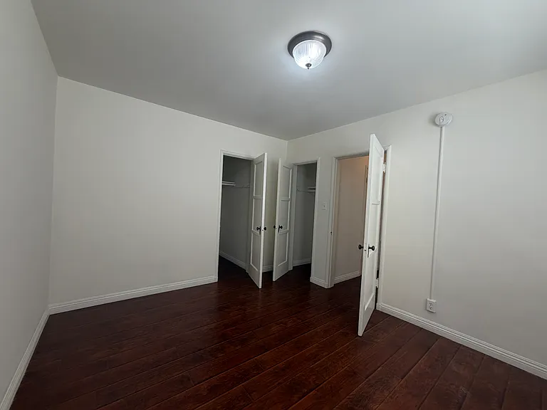 862 S Saint Andrews Pl — Photo 14