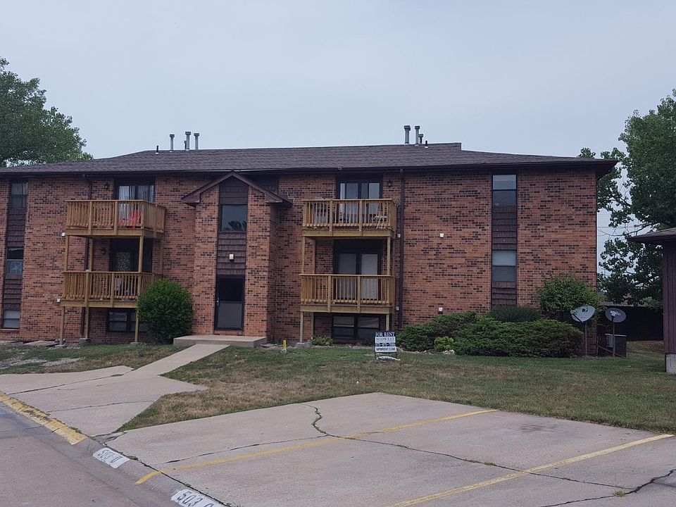 1st image of 503 Columbia Dr APT G