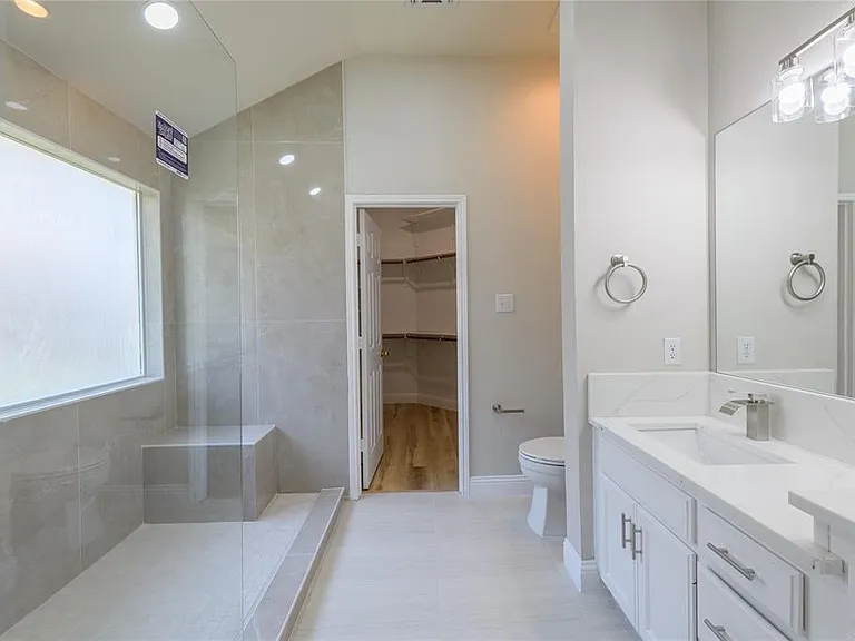 3304 Felicia Ct — Photo 12
