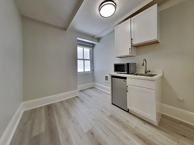 146 McAllister St — Photo 7