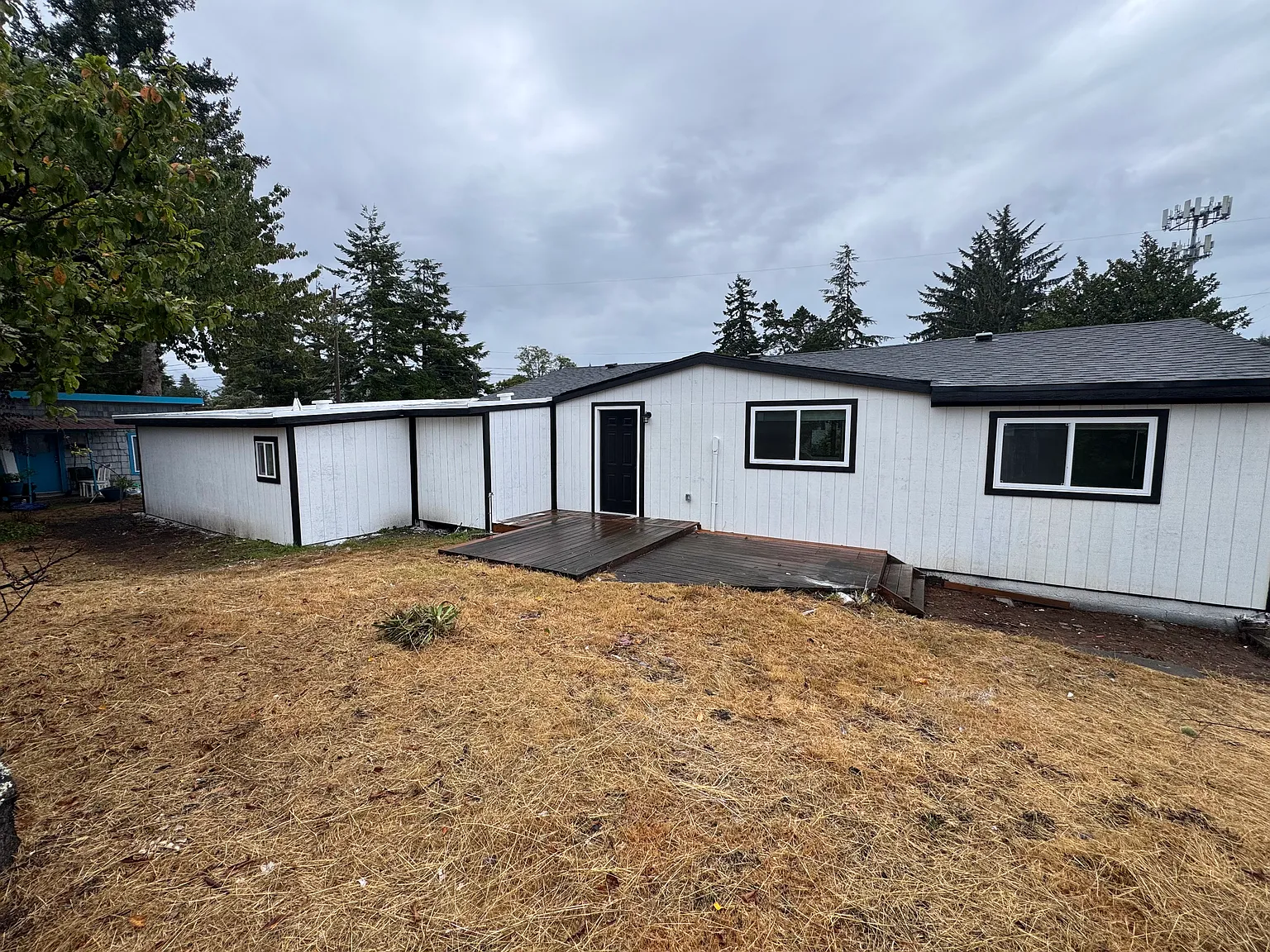 3 bed, 1150 sqft, $2,400 — Photo 4