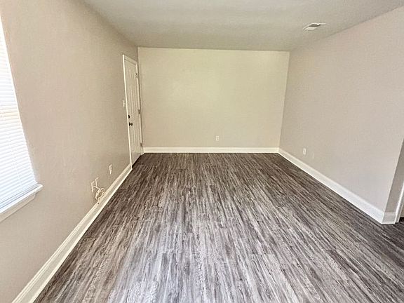 4th image of 1323 Volusia St APT D