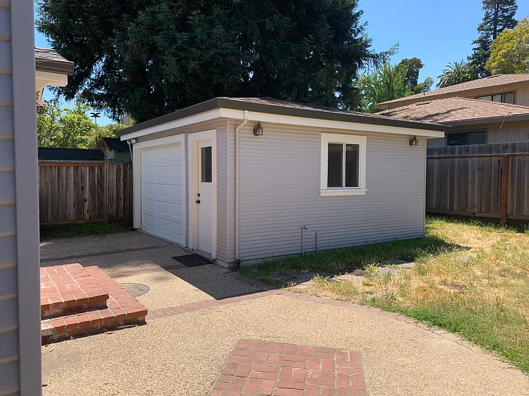 117 Grover Ln — Photo 19