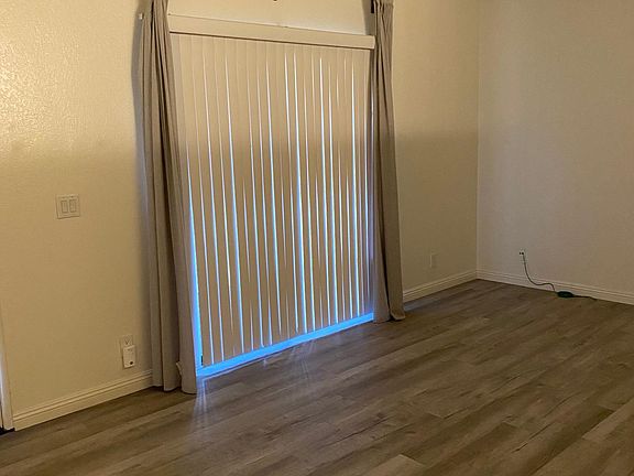 5th image of 1680 N Coast Hwy N #34