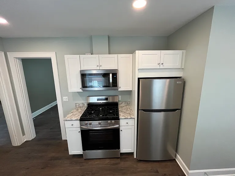 1304 Paxton Ave #1 — Photo 14