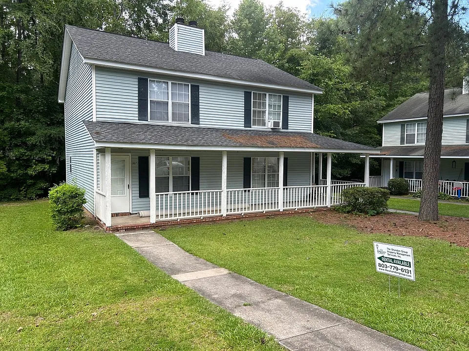 107 Country Town Dr