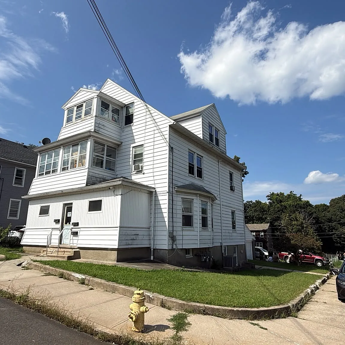 2 bed, 1150 sqft, $1,800 — Photo 1