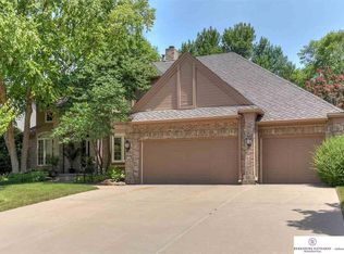 1705 N 131st Avenue Cir, Omaha, NE 68154