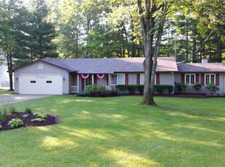 386 Jefferson Pt, Roaming Shores, OH 44084