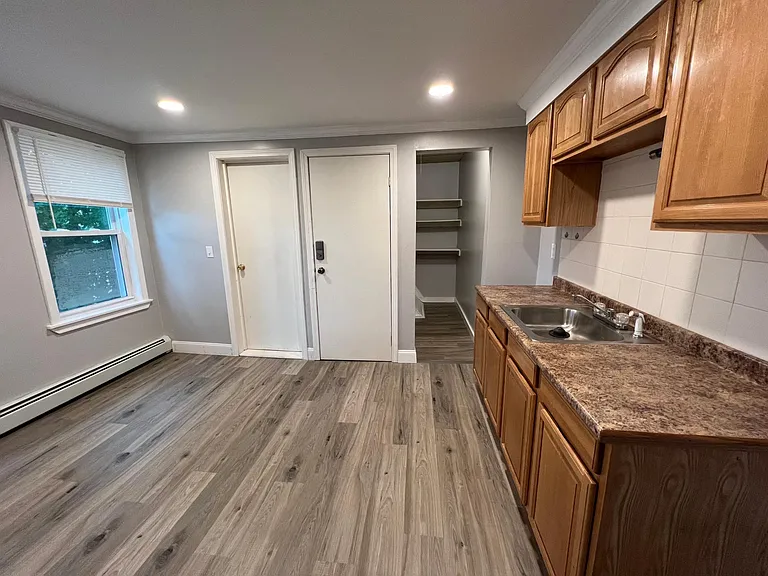 16 Bellmore St #2 — Photo 14