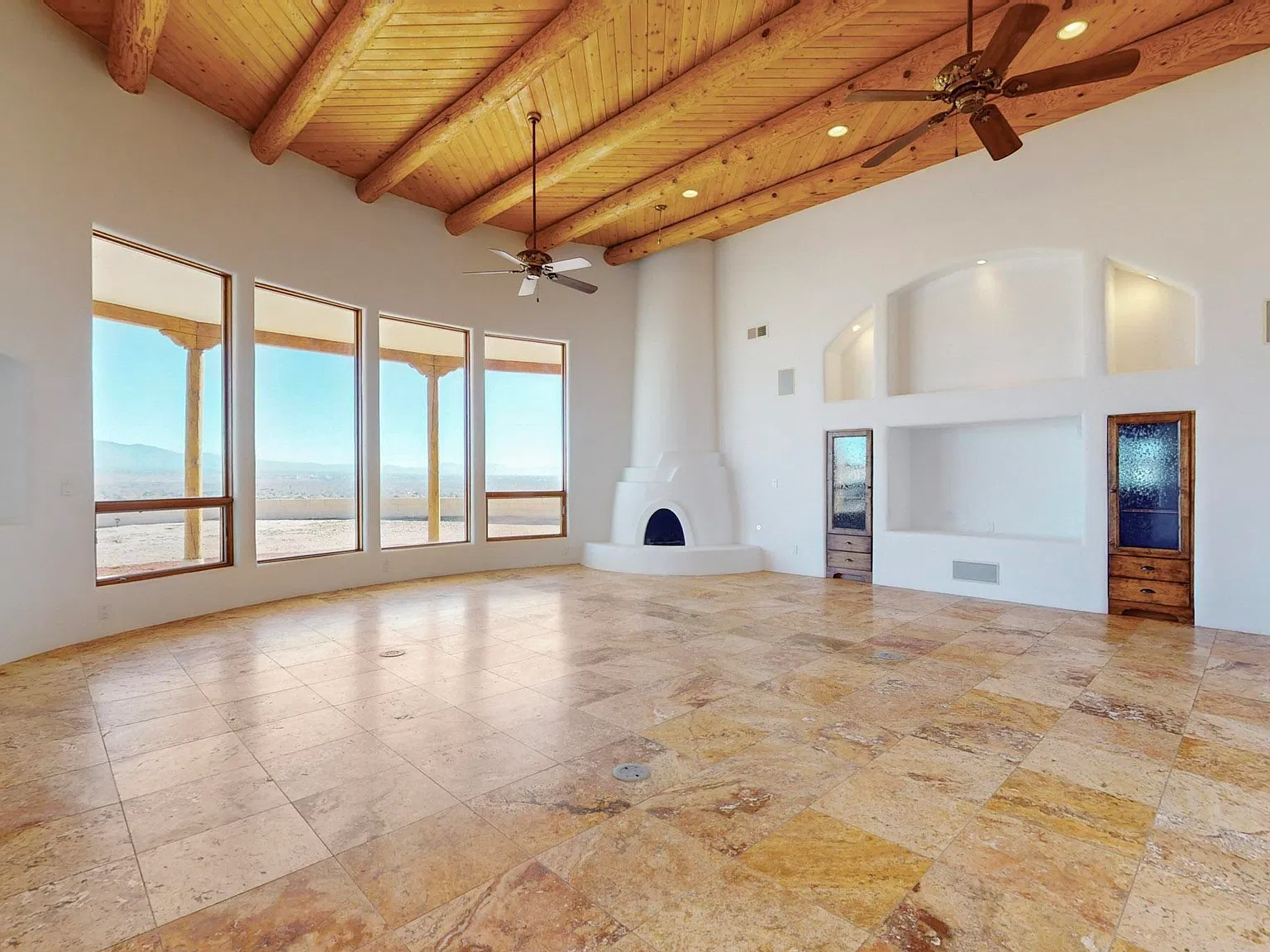 4 bed, 3.0 bath, 3328 sqft, $4,500 — Photo 4
