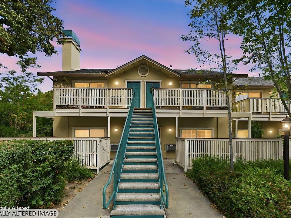 1st image of 2420 Edgewater Drive #15