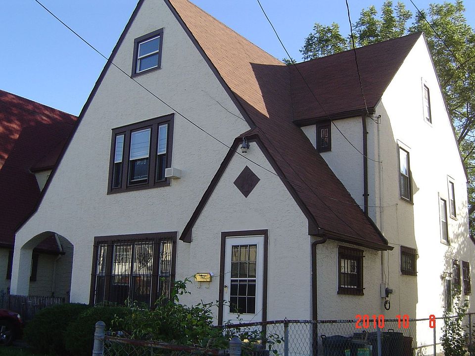 1st image of 111-09 209th Pl