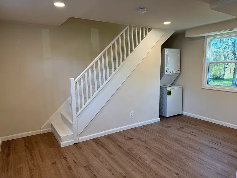 315 Palmer St #B — Photo 3