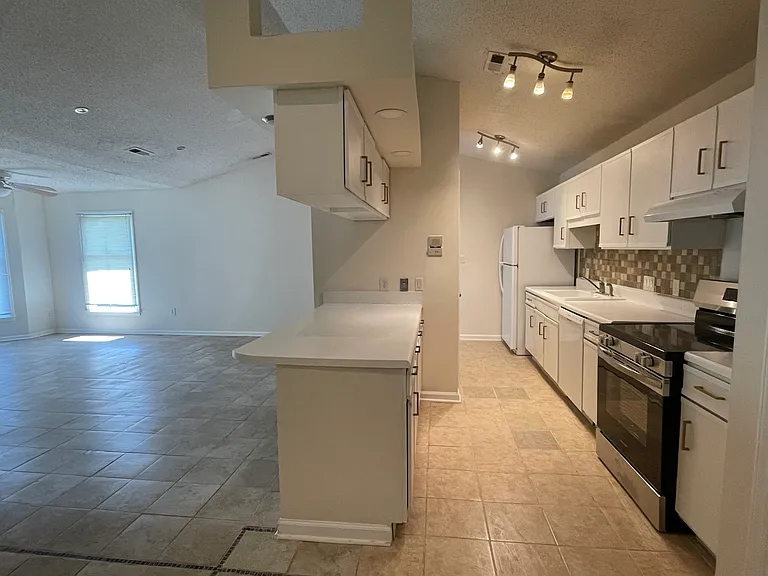 7368 Rose Terrace Ct #11 — Photo 2