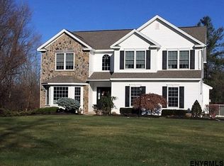 2493 Antonia Dr, Niskayuna, NY 12309